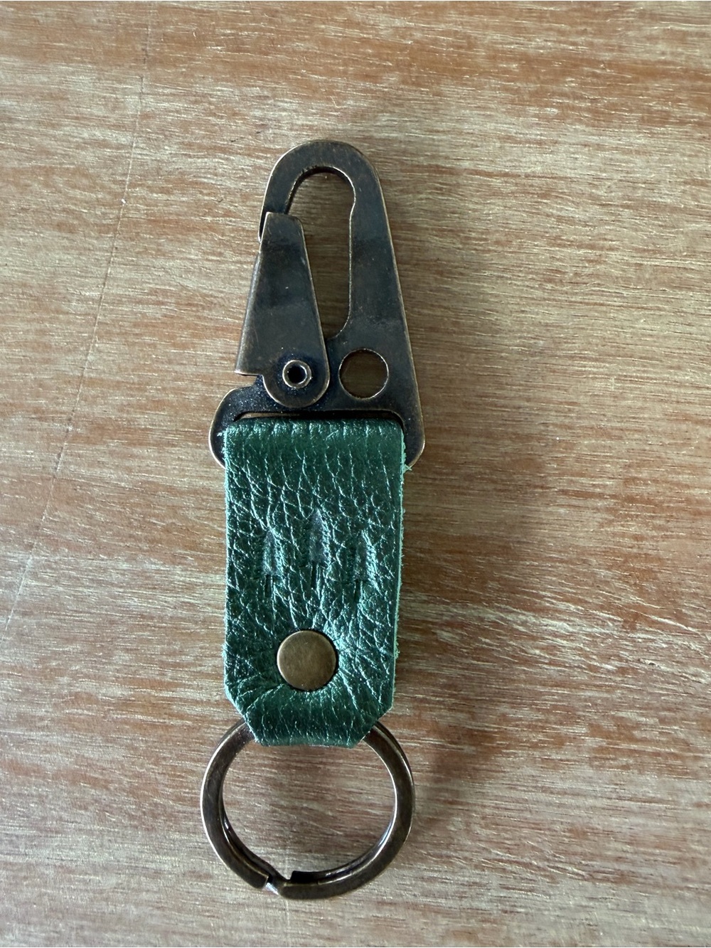 Portland Leather Key Clip with Green Strap and Metal Hook